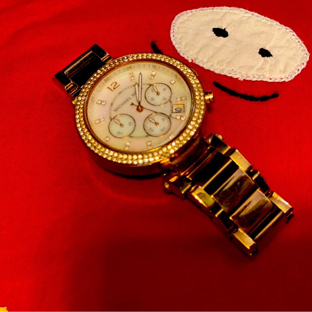 OG MK Watch, everything in good condition, Goes with every outfit, pre-loved ✨